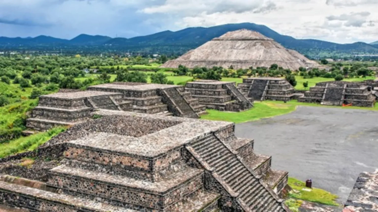 PiramidesdeteotihuacanreliquiasdasociedadeAsteca